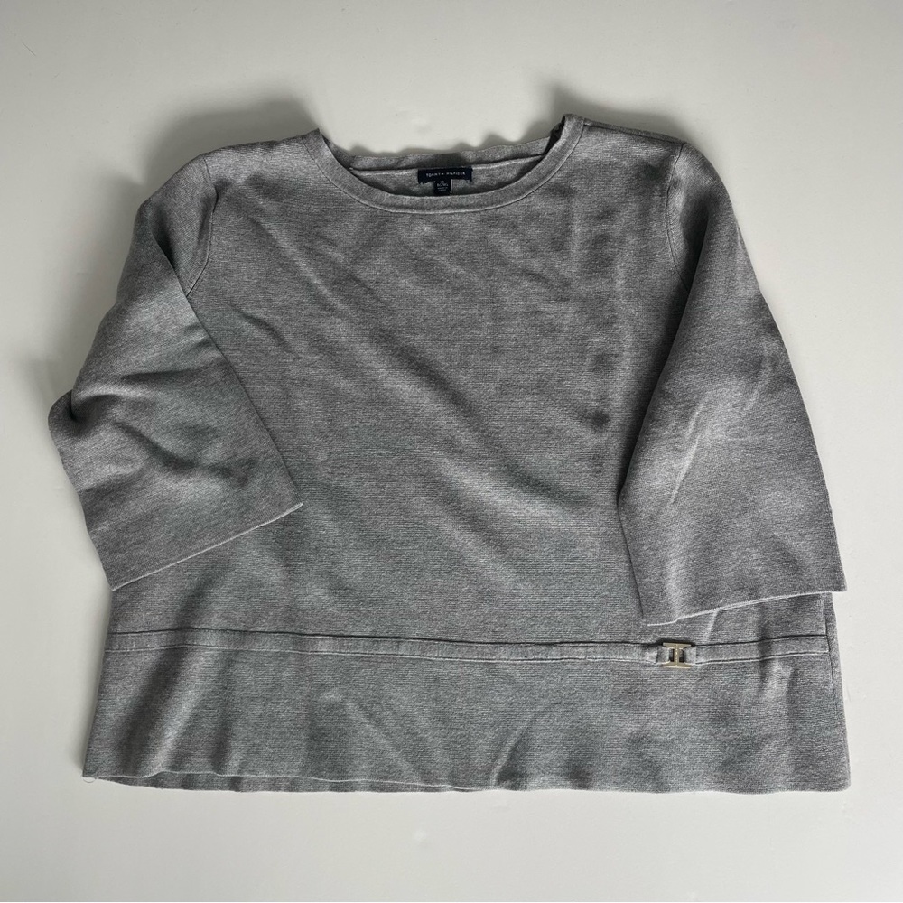 Women's Tommy Hilfiger Classic Beautiful and Elegant Gray Knit Top  Size XL EUC
